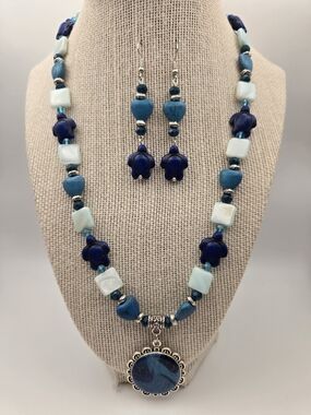 Blue Beaded Necklace and Earrings Set - Shell And Howlite